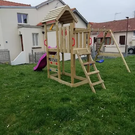 Casa vacanze Jolie Maison à 200 M Des Plages Du Débarquement Saint-Aubin-Sur-Mer (Calvados)